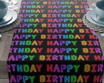 Camino de mesa de feliz cumpleaños, decoración de mesa, decoración de mesa con bandeja, decoración para fiesta de cumpleaños, decoración de mesa temática de cumpleaños, mantelería