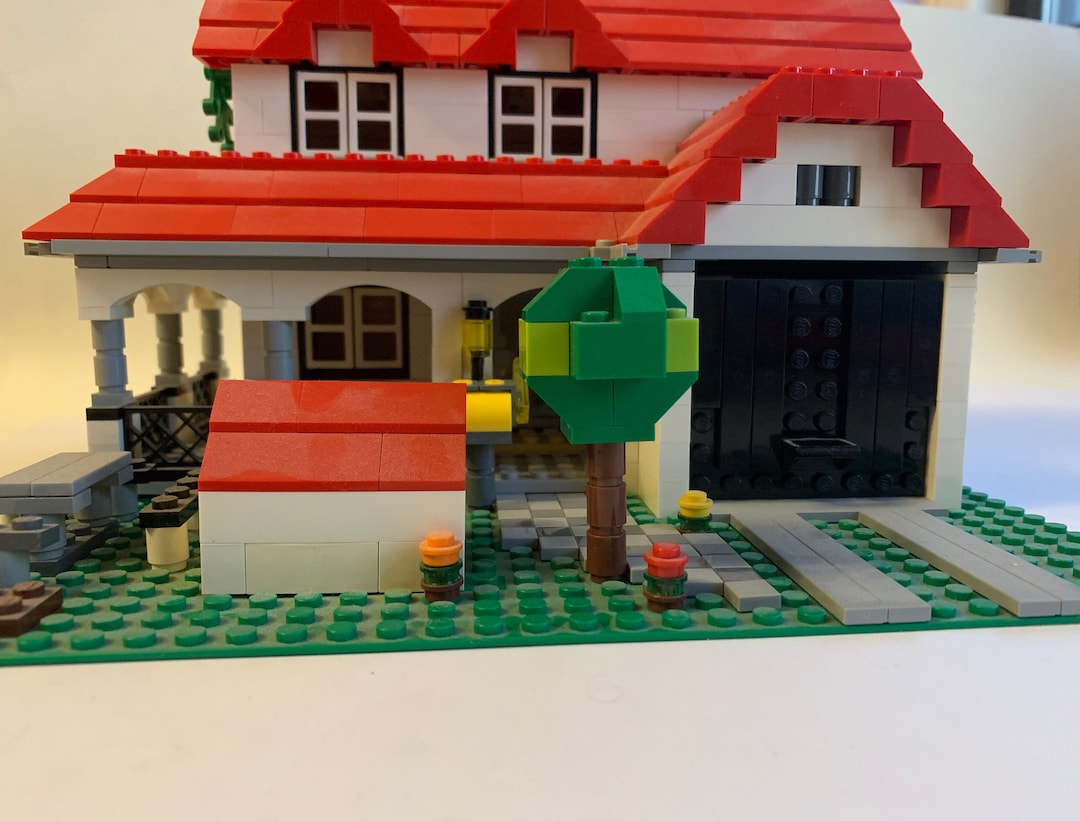 Small Lego House Lego Creator Small Cottage 3-in-1 House (model