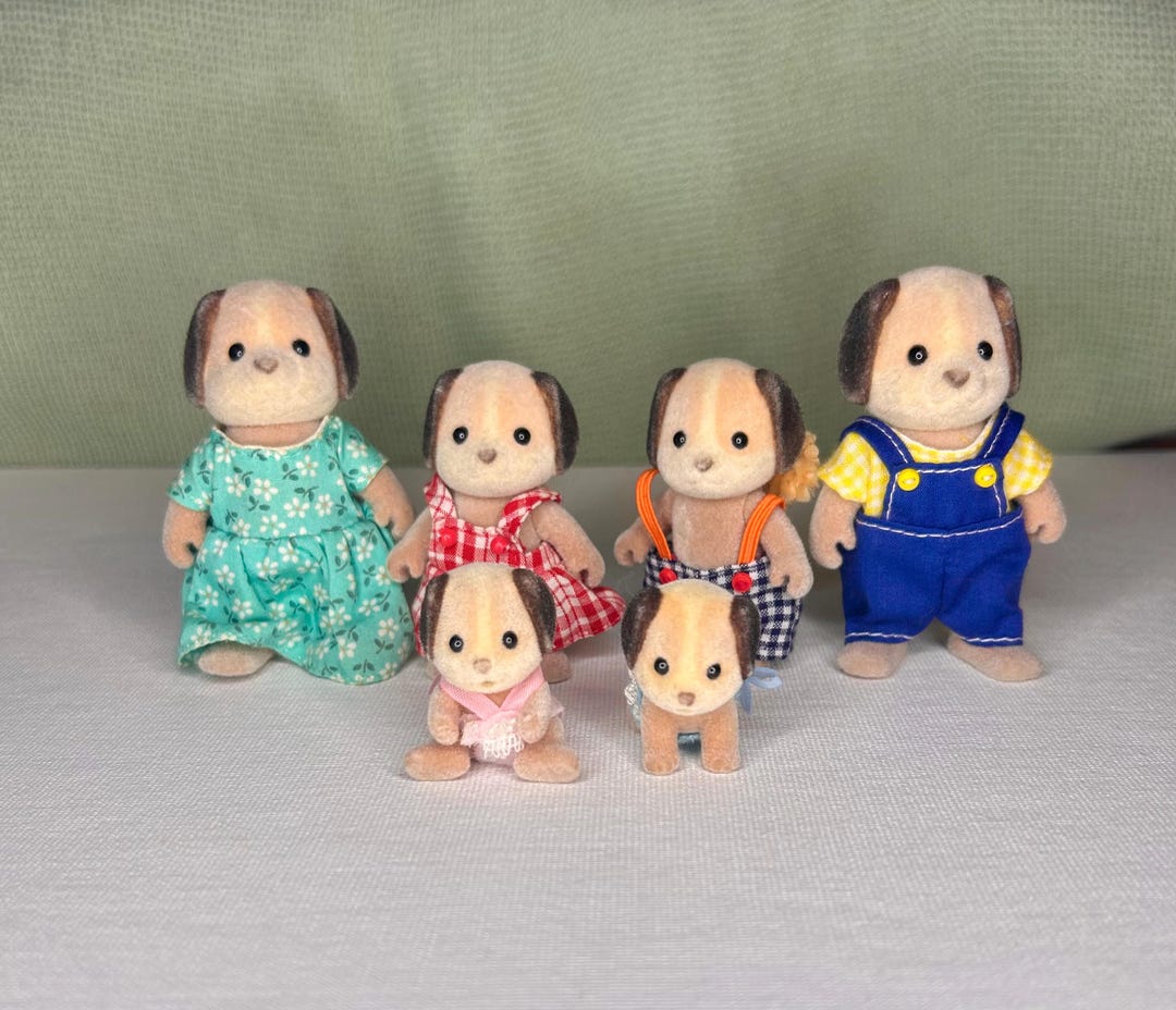Beagle Dog Family Calico Critters Collectible Canada