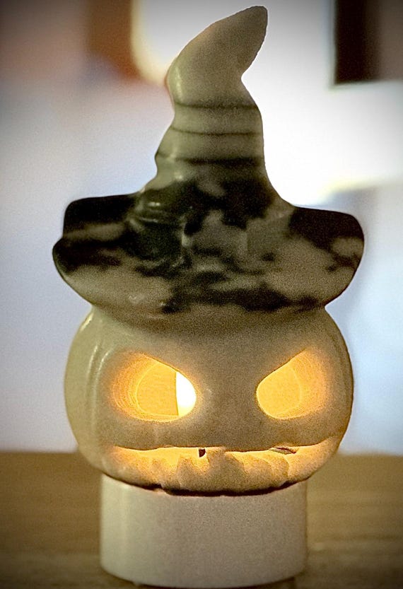 Zebra Jasper Jack-o-lantern: Hand-carved Halloween Crystal Decor