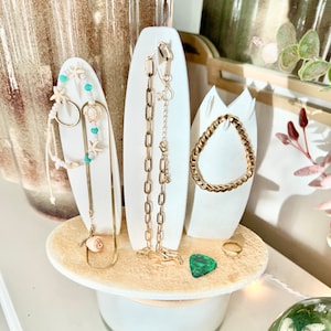 Beach-Themed Surfboard Jewelry Holder 3D Printed Necklace & Bracelet Organizer, Eco-Friendly Coastal Decor, Surfer Gift, Nautical Stand image 1