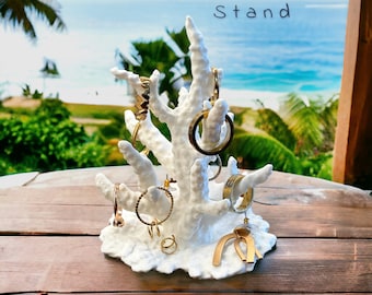 Enchanting Realistic Coral 3D Printed Jewelry Holder: Coastal Decor Elegance for Your Treasures - Ocean • Sea • Beach