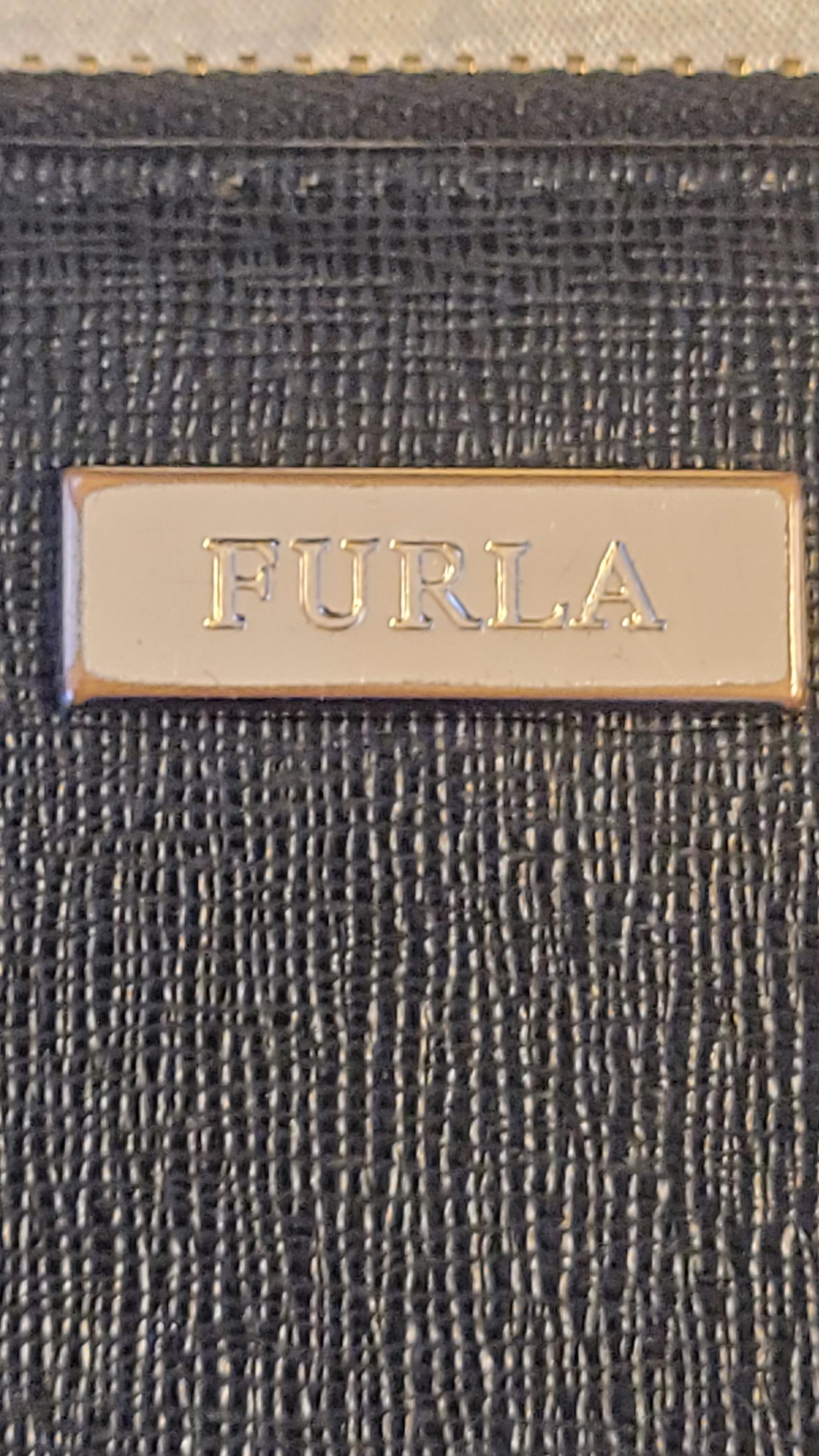 Furla Babylon Continental Zip Around Long Credit Card Wallet 