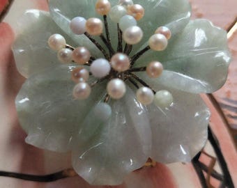 Vintage Whitney Kelly Sterling Silver Carved Jade Pale Green Gemstone Flower Brooch or Pendant Designer Signed