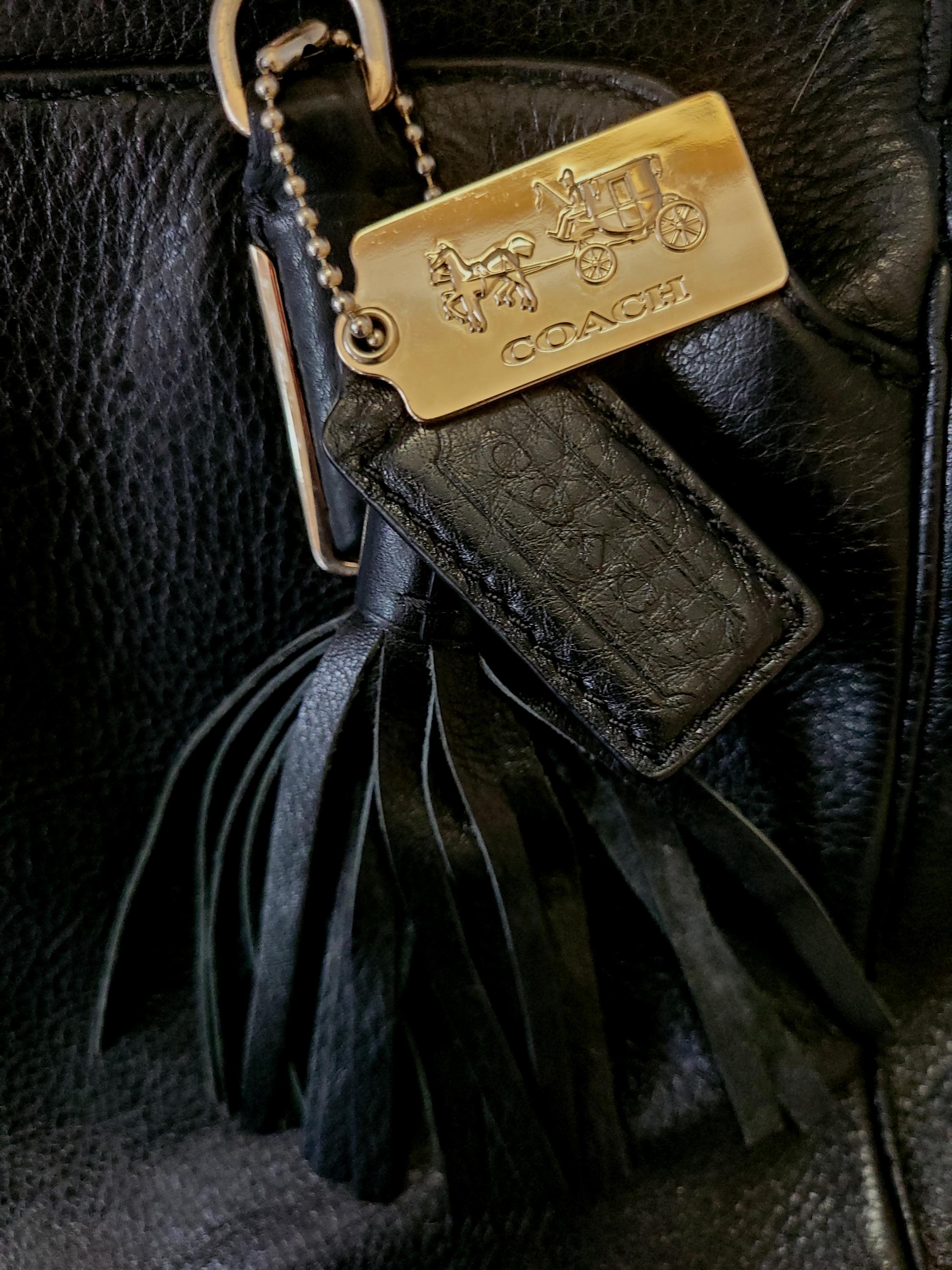 Coach Black Leather Bag with Gold Zipper Coach Black Leather Town Tote Bag Imitation Gold Hardware main image 2