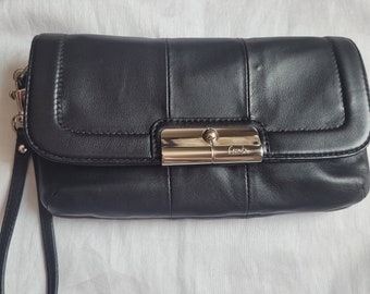 Vintage Coach Kristin Clutch Wristlet Purse Turn Lock Black Cowhide Leather  Silver Hardware Leather Strap