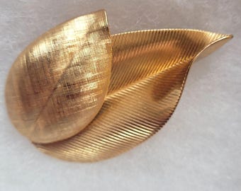 Vintage Napier Sterling Silver Brooch Gold Plated 3D Leaf Signed Art Deco Made in USA Unisex Jewelry Accessory
