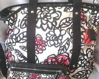 Auth New With Tags Coach Daisy Kaleidoscope Swingpack Crossbody Bag - Etsy Auth New With Tags Coach Daisy Kaleidoscope Swingpack Crossbody Bag - Etsy