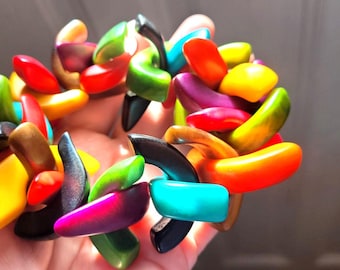 BELART Artist Made Colorful Unusual Structural Abstract Modern Tagua Nut Vegetable Ivory Fun Stretch Bracelet
