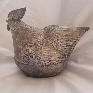 Vintage Chiseled Betel Trinket Keepsake Box Silverplated Rooster Hand Made in Cambodia