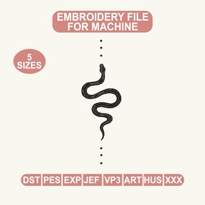 Può includere: Un file di ricamo per uso macchina con un design a serpente nero stilizzato. L'immagine include il testo "EMBROIDERY FILE FOR MACHINE" e "5 SIZES". Sotto il serpente ci sono le abbreviazioni dei formati di file: DST, PES, EXP, JEF, VP3, ART, HUS e XXX.
