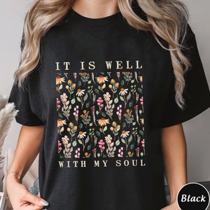 Camiseta cristiana "Está bien con mi alma", camiseta unisex de tendencia, regalo de camiseta único, camiseta cristiana floral vintage, regalos cristianos