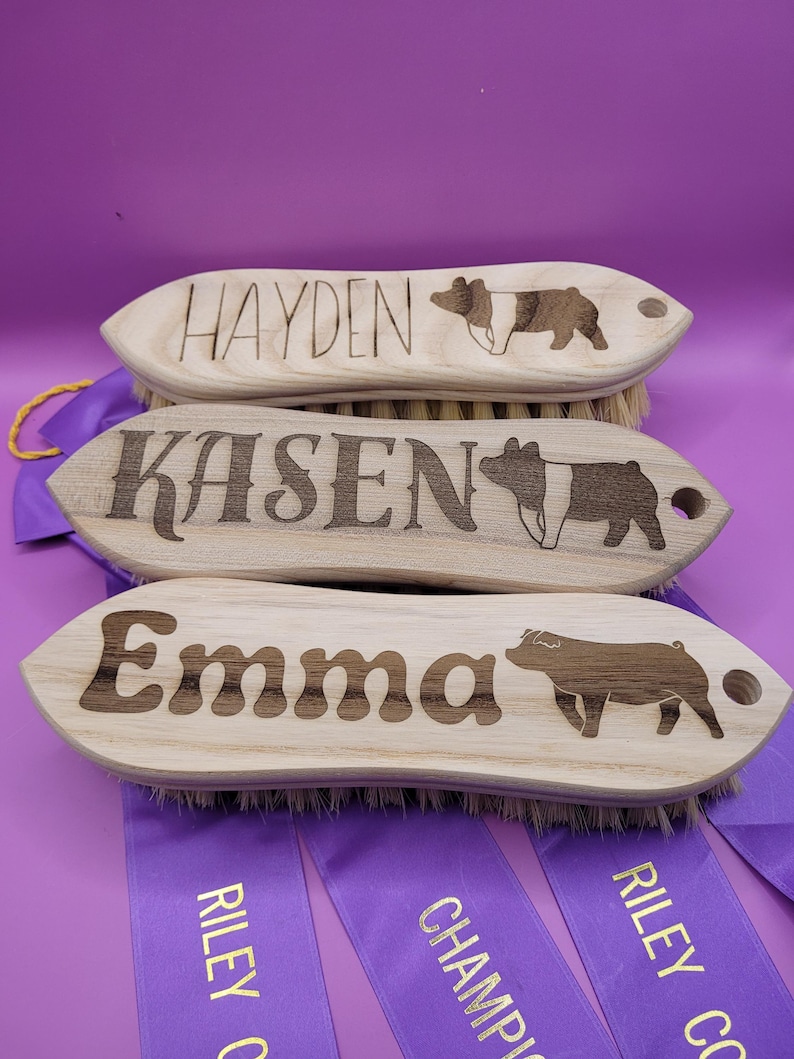 Custom Engraved Show Pig Brush: Personalize With Name and Breed Graphic image 20
