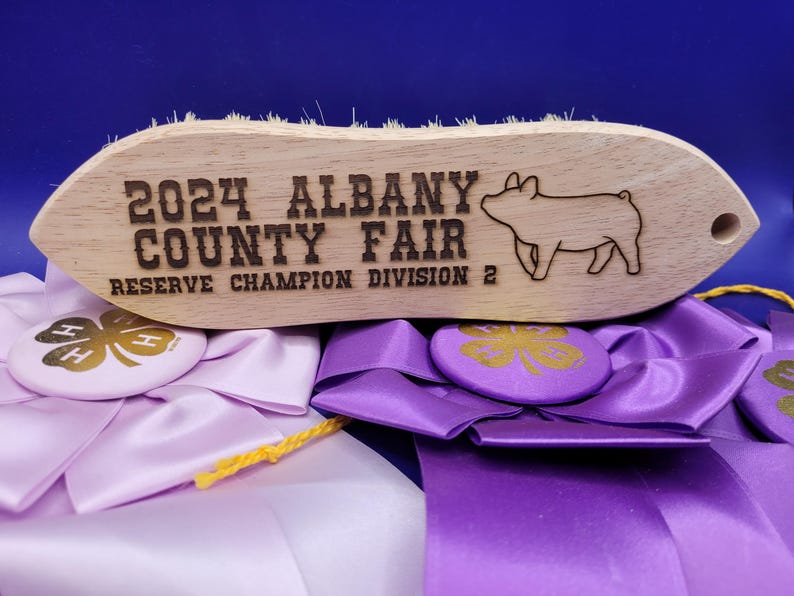 Custom Engraved Show Pig Brush: Personalize With Name and Breed Graphic image 13