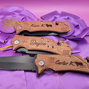 Custom Engraved Livestock Pocket Knife: Personalize With Name and Breed Graphic