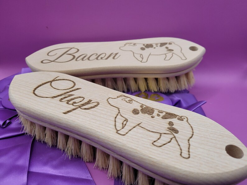 Custom Engraved Show Pig Brush: Personalize With Name and Breed Graphic image 11
