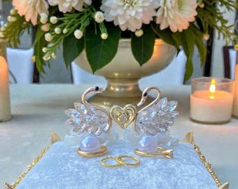 Luxury Crystal Swan Ring Holder Tray, Handcrafted Wedding Ring Bearer. Elegant Engagement Ring Stand. Bridal Ceremony Decor.
