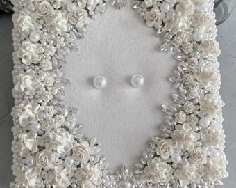 Luxury Wedding Ring Stand, White Floral Ring Holder Tray, Pearl & Crystal Ring Bearer Pillow, Elegant Wedding Ceremony Decor, Sofreh Aghd