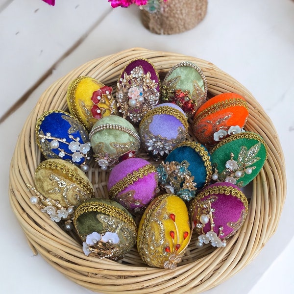 Easter eggs. Velvet Easter eggs. Nowruz. Norooz eggs. Easter decoration. Nowruz decoration. Norooz decor. Nowruz. Persian decorative eggs.