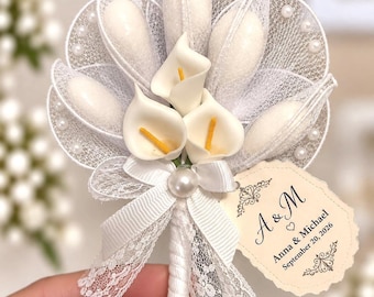 Set of 10 Personalized Jordan Almond Wedding Favors, Calla Lily Bouquet, Italian Confetti, Bonbonniere, Bridal Shower Favors, Boutonniere