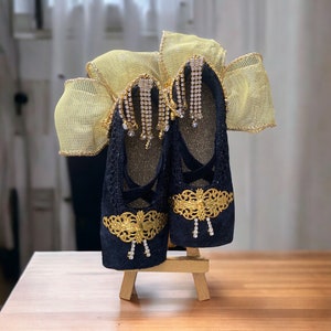 Handgefertigte Samt Spitzenschuhe: Strass Ballerina Dekor