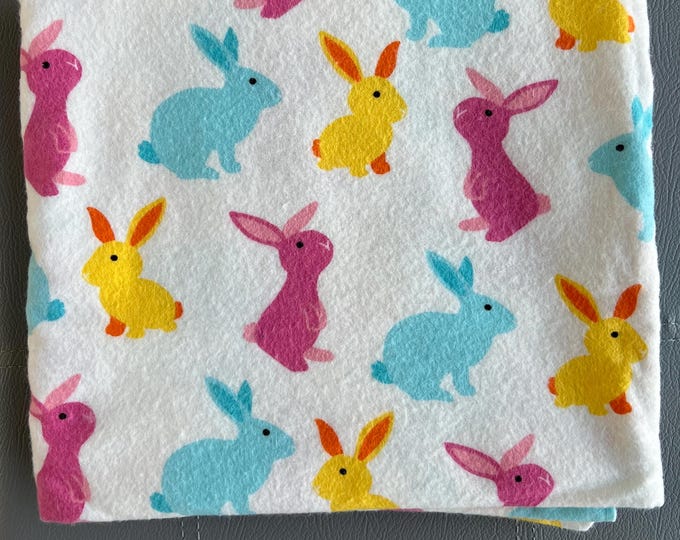 Bunny Wonderland Patchwork Quilted Blanket NCU0TL285 main image 1