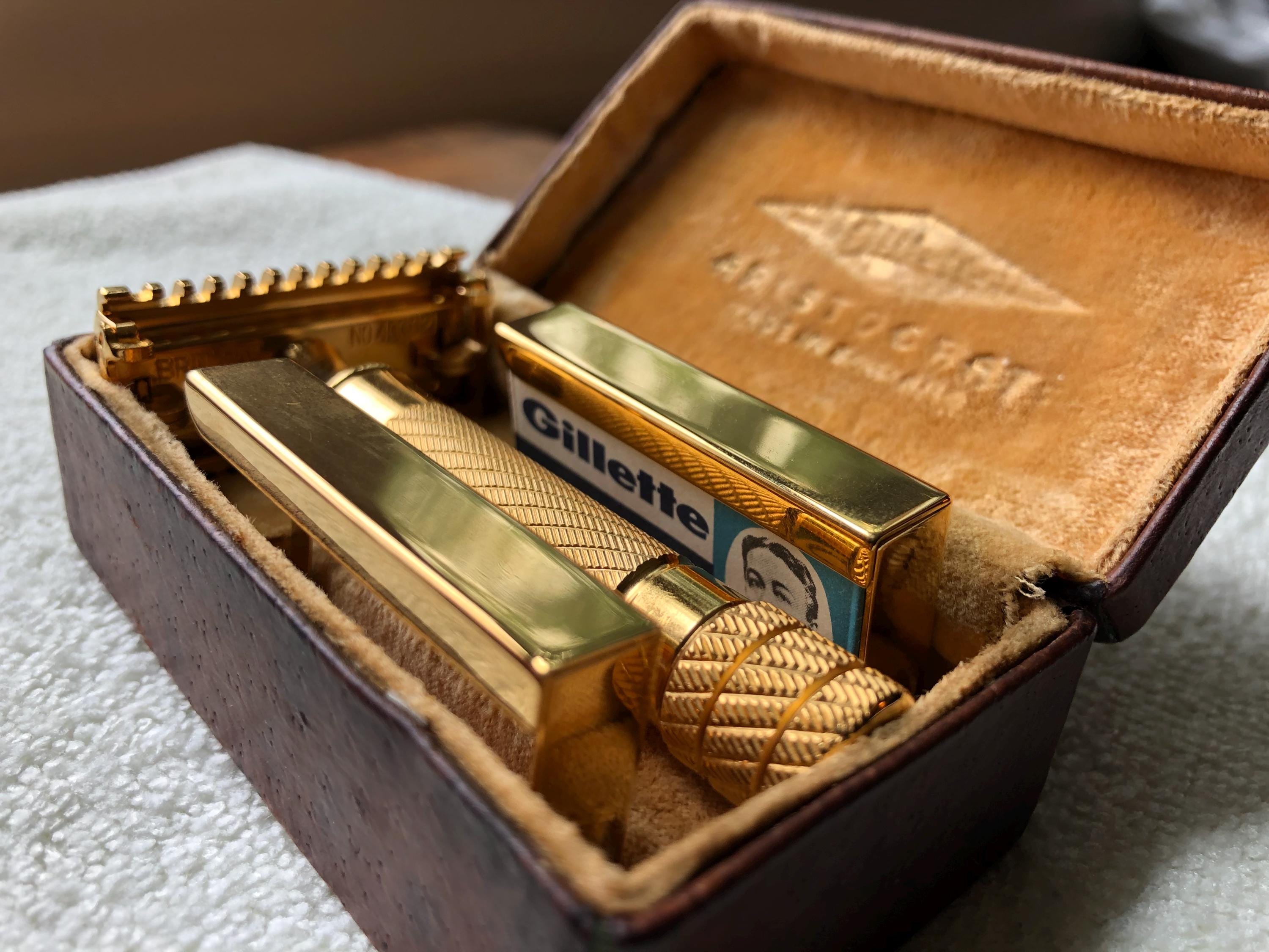 Gillette Aristocrat 髭剃り 1940s Gillette Aristocrat : r/wicked_edge