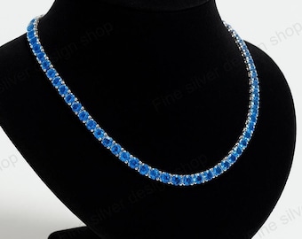 Collar de tenis de zafiro azul en oro / Collar de tenis de zafiro azul natural de 4 mm / Delicado collar de tenis de zafiro / Gargantilla de zafiro azul