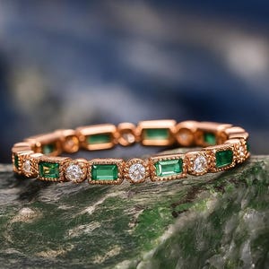 Emerald Wedding Band Half Eternity Band Art Deco Stacking Wedding Ring Anniversary Ring Sterling Silver Rose Gold Plated Milgrainv gift for