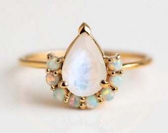 Moonstone Natural Opal Ring, vintage moonstone Statement Ring,Blue Fire Ring,Sterling Silver Ring,14k plated Gold Ring,Gift For Her