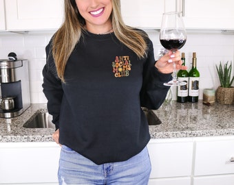 Anti Social Moms Club Sweatshirt, Anti Social Moms Club Shirt, Anti Social Shirt, Mama Sweatshirt, Gift For Mom, Funny Mom Shirt, Aesthetic
