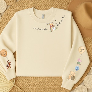Camiseta personalizada Mama Bear PNG, Mama Est com nome da criança na manga PNG, Mãe personalizada PNG, Dia das Mães PNG, Mama PNG, Presente personalizado para o Dia das Mães