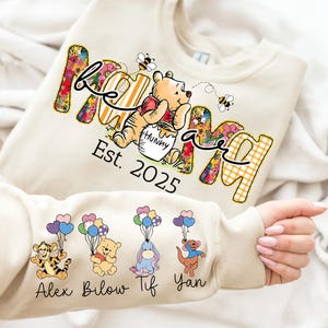 Camiseta personalizada Mama Bear png, Mama Est com nome de criança na manga Png, Mãe personalizada Png, Presente personalizado para o dia das mães, Dia das mães Png