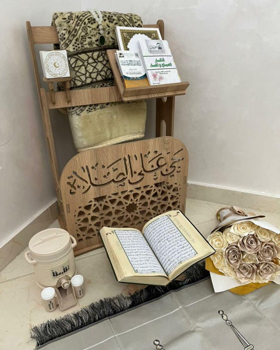 Moroccan Islamic Prayer Corner Organizer | Carved Wood Quran Stand