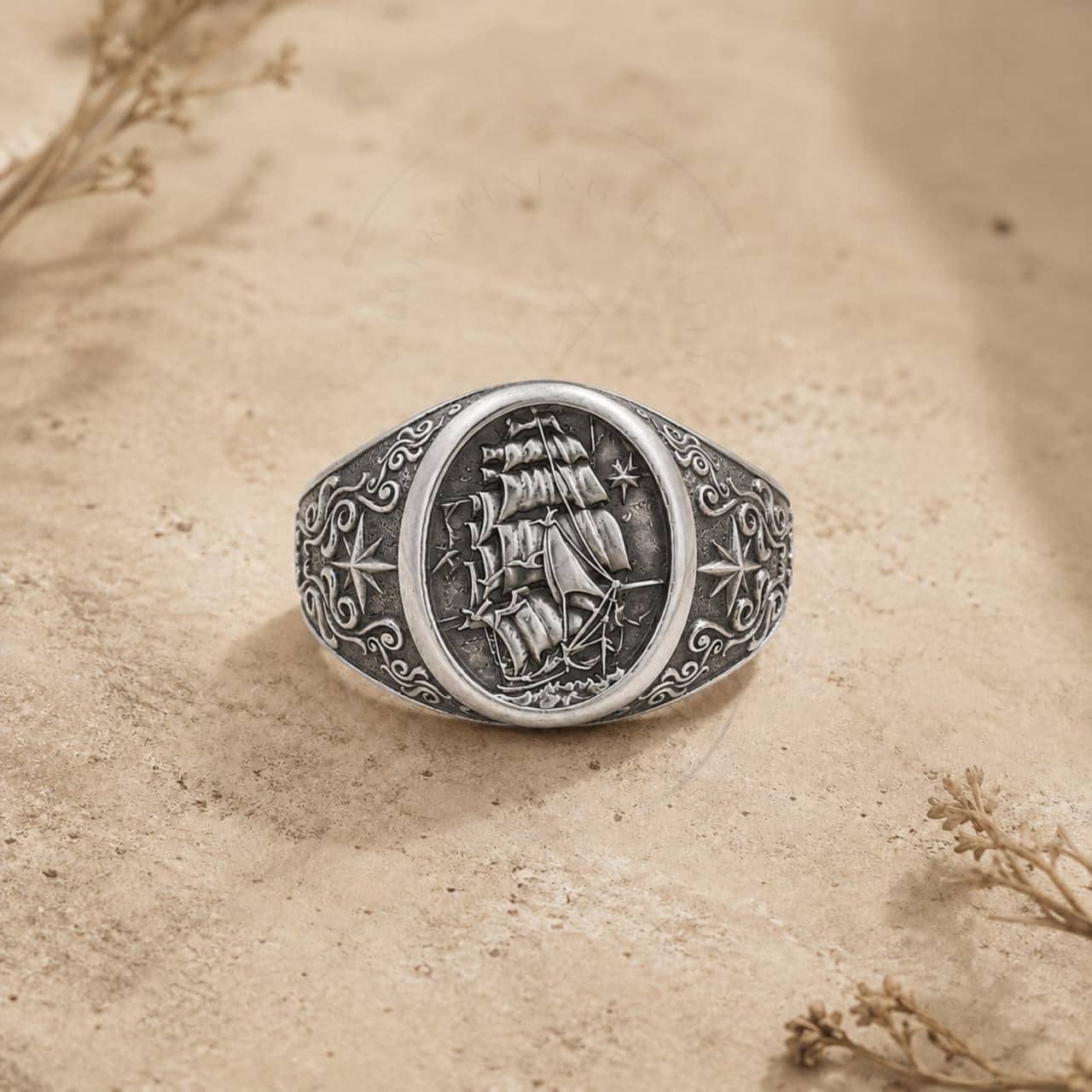 Pirate Ship Ring - Etsy Canada