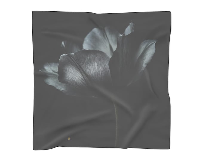 Nightshade Lunaflora Scarf