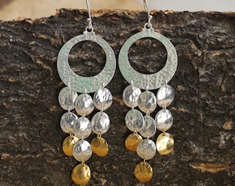 Örhängen i borstat silver, örhängen i matt silver, minimalistiska örhängen, moderna örhängen, tvåfärgade statementörhängen, smycken i sterlingsilver