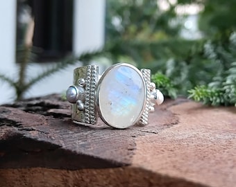 Antique Rainbow Moonstone Ring 925 Sterling Silver | Handmade Gold Statement Ring | Natural Moonstone Boho Jewelry | Gift for Her