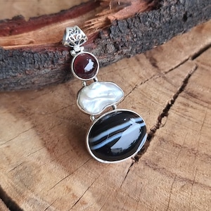 Garnet Pearl Onyx Pendant, Pearl Onyx Pendant, Multi Gemstone Silver Designer Pendant