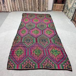 5x11 kilim, Turkish kilim rug, Older kilim, Bohemian kilim rug, Vintage kilim rug, Historical kilim rug, Handmade kilim rug, 5.1 x 10.8 ft.