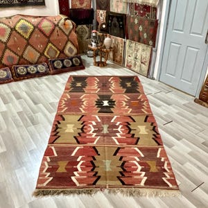 5x9 kilim, Turkish kilim rug, Older kilim, Bohemian kilim rug, Vintage kilim rug, Historical kilim rug, Handmade kilim rug, 4.7 x 9.2 ft.
