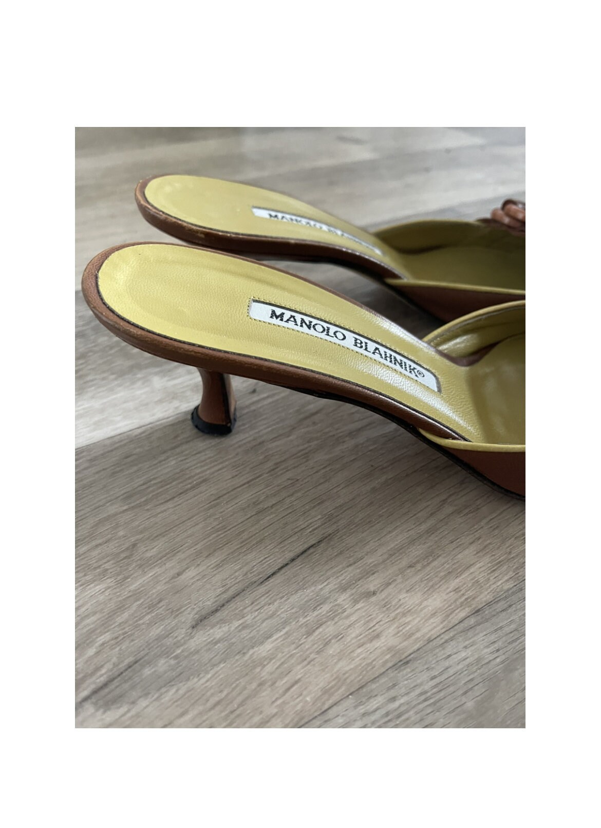 manolo blahnik mid heel