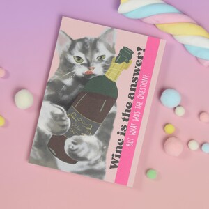 Cartolina gatto, con busta rosa, biglietto di auguri vino, biglietto divertente, biglietto con scritta, cartolina, biglietto con scritta, regalo per proprietari di gatti