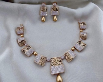 Antik diamant förgylld halsband indiskt designerhalsband med CZ-kristaller för fester AD förgylld sydindisk brudsmyckesset för kvinnor