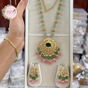 エメラルドネックレス パールクンダンロングネックレス インドジュエリー パキスタンジュエリー ロングパールネックレス スワロフスキークンダンジュエリー ステートメントジュエリー