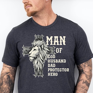 Christian Dad T-Shirt: Lion Hero Bible Verse Gift