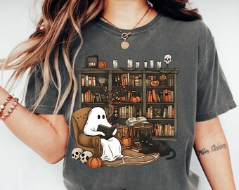 Comfort Colors Retro Ghost Reading Shirt: Halloween Librarian Tee