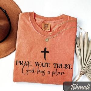 Pray Tee - Comfort Colors