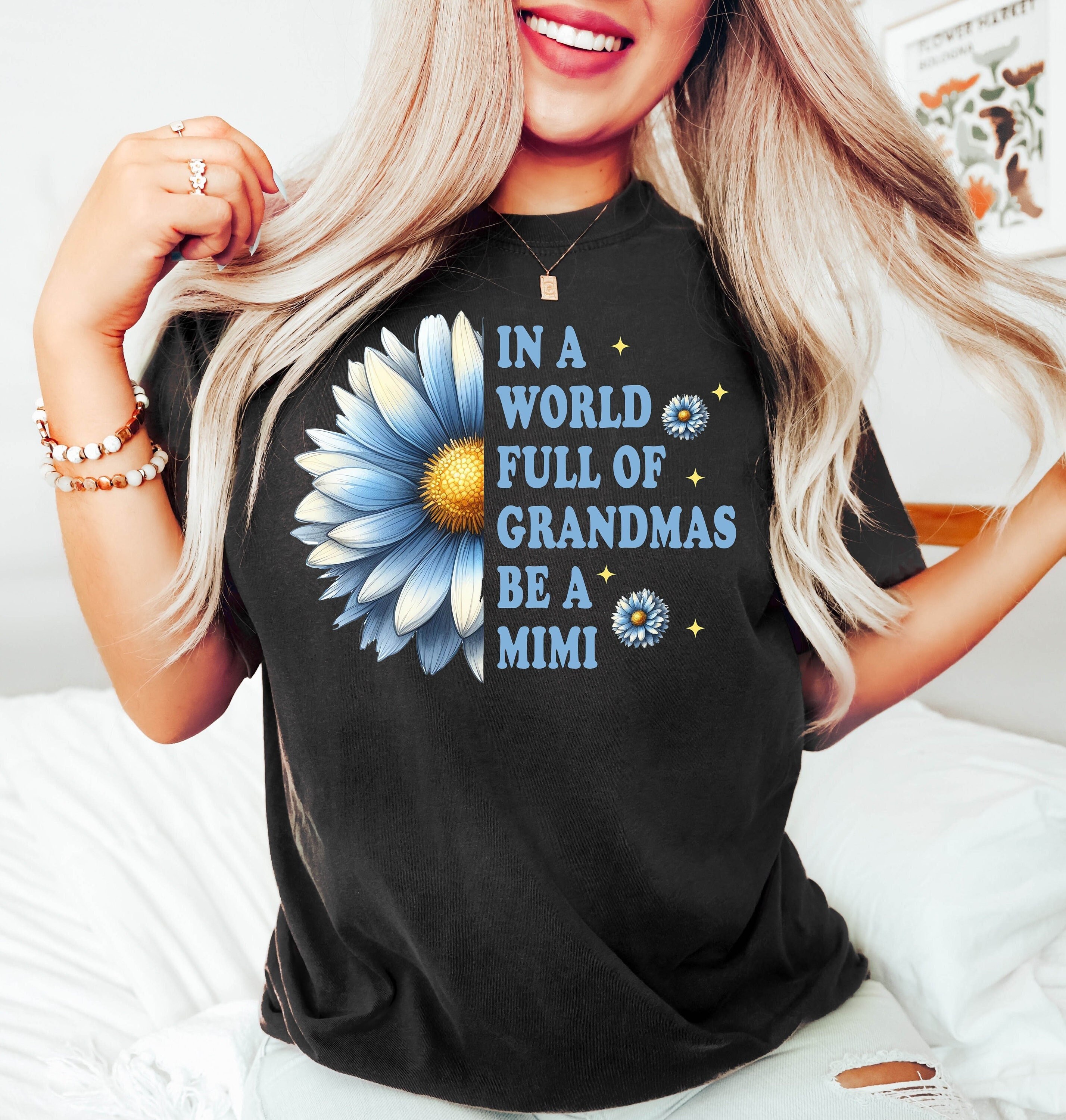 In A World Full of Grandmas Be A Mimi Shirt, Nana Sunflower Shirt, Mother's  Day T Shirt, Gift for Mom, Retro Grandmother T-shirt, Mimi Gift - Etsy  Canada