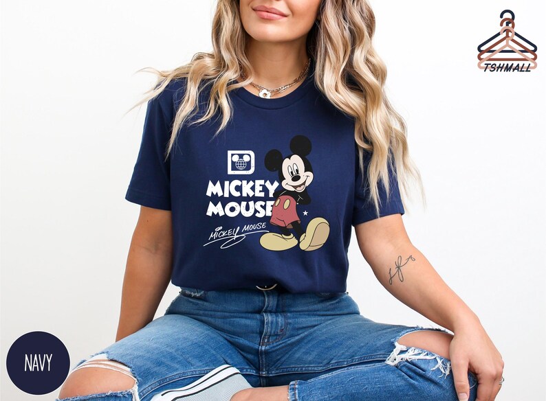 Sudadera vintage de Mickey Mouse, camiseta para viaje a Disney, sudadera de cuello redondo de Magic Kingdom, camiseta retro de Disney, sudadera para vacaciones familiares, camiseta de Disney World imagen 4
